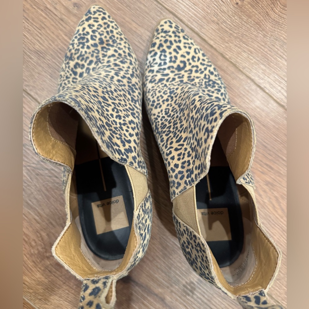 Dolce Vita Size 9.5 Cheetah Booties - Picture 4 of 6